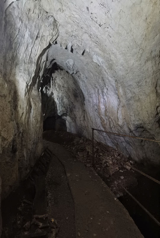 Glavni pećinski kanal